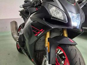 RSV4 1000RR MY20