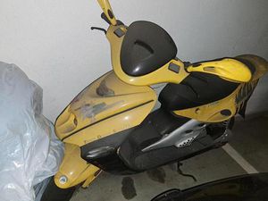 MOTORROLLER MALAGUTI F 15 T ZUM BASTELN