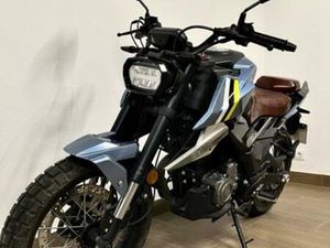 FKM - STREET SCRAMBLER