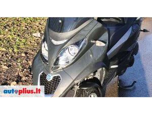 PIAGGIO MP3 300 CC, TRIAL