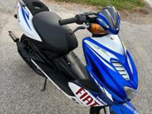 AEROX 50 VALENTINO ROSSI