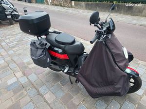 SCOOTER NIU NQI 125 EXCELLENT ETAT