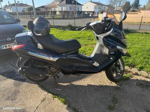 SCOOTER 125 PIAGGIO XEVO 9