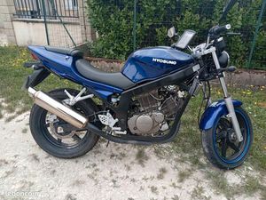 VEND MOTO HUYSUNG COMET GT 125