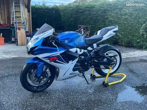 SUZUKI GSXR