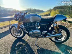 TRIUMPH THRUXTON 1200 R