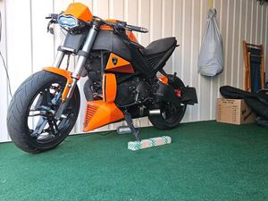 VERKAUFE HIER MEINEN BUELL XB12 MOTORRAD