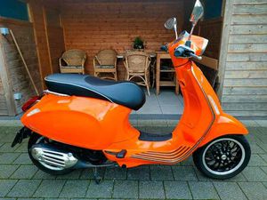 ② VESPA SPRINT 125 CC. IN PERFECTE STAAT.