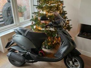 ZIP 125CC STAGE 2 — SCOOTERS | PIAGGIO — MARKTPLAATS