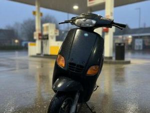 ZIP TYPE 3 + SKR 125 BLOK(NU OPHALEN!!!) — SCOOTERS | PIAGGIO — MARKTPLAATS