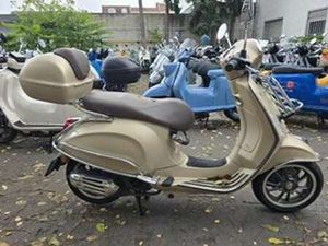 VESPA PRIMAVERA 125