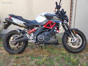 APRILIA SHIVER 900 (AVEC CARTOGRAPHIE SUR-MESURE)