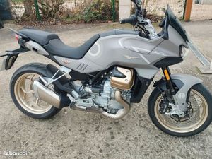 MOTO GUZZI V100 MANDELLO