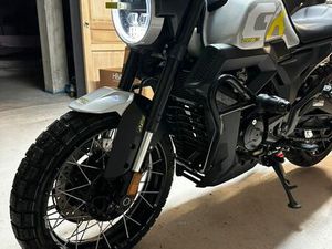 MOTO ZONTES GK125