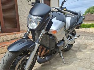 SUZUKI 600 GSR 2007
