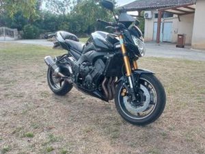 YAMAHA FZ8