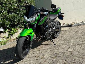 KAWASAKI Z-400 CANTON THURGOVIE -