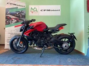 MV AGUSTA BRUTALE 800 DRAGSTER ROSSO