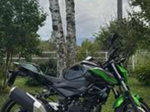 KAWASAKI Z400