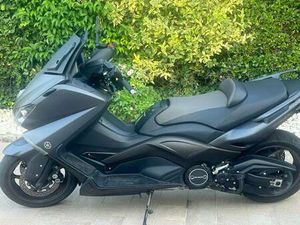 YAMAHA TMAX 530
