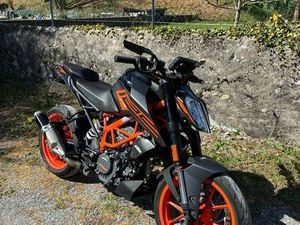 DUKE 125 KTM