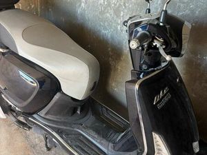 SCOOTER LIKE 125