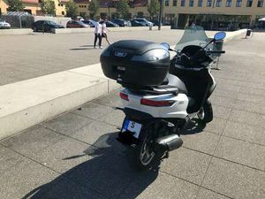 PIAGGIO MP3 500