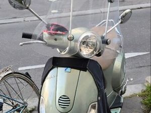 VESPA PIAGGIO LX 125