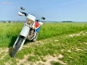 HONDA XR600R