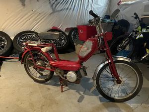 1970 PEUGEOT 102 50 CC GAS MOPED