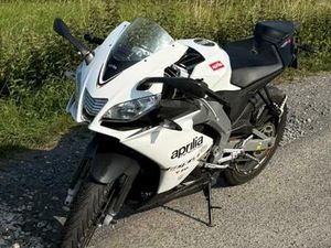 ② APRILIA RS4 50 CC