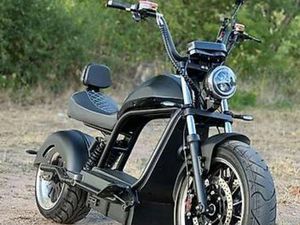 ELEKTROROOLLER CHOPPER LUQI HL 6.0 S 45 KM7H -BLACK CANTON SOLEURE -