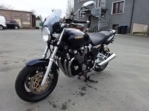 YAMAHA XJR 1200