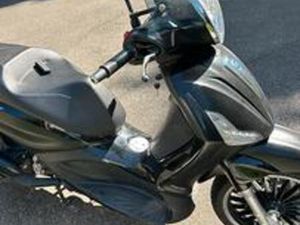 PIAGGIO BEVERLY 300 POLICE