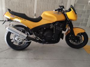 TRIUMPH DAYTONA 1200