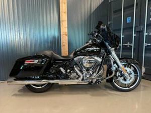 HARLEY-DAVIDSON STREET GLIDE SPECIAL FLHXS (BJ 2015) — MOTOREN | HARLEY-DAVIDSON — MARKTPLAATS
