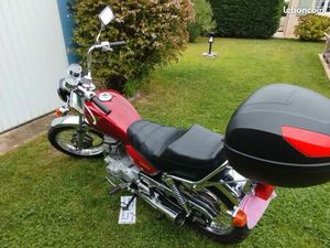 AV HONDA CM 125