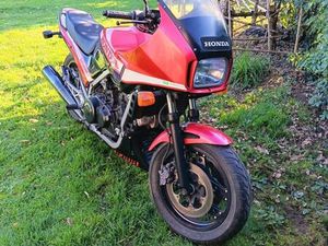 BELLE ET AUTHENTIQUE HONDA 1000 VFF