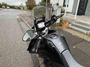 SUZUKI V-STROM 1050