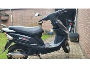 PEUGEOT VCLIC 4 TAKT BROM — SCOOTERS | PEUGEOT — MARKTPLAATS
