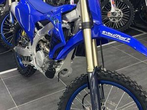 YAMAHA 250 YZF 2024 8H30