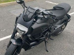 ◊DUCATI DIAVEL 1200 2015 20500KM ÉTAT IRRÉPROCHABLE◊