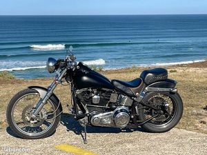 HARLEY DAVIDSON SOFTAIL CUSTOM