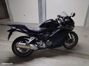 VFR 800 VTECH 2017