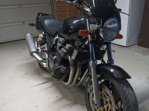 YAMAHA 1200 XJR