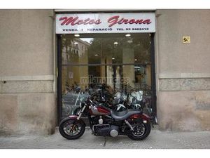 HARLEY DAVIDSON - DYNA STREET BOB