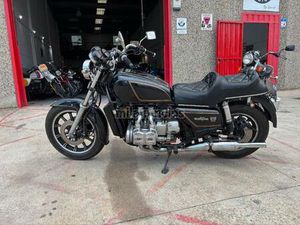 HONDA - GL 1100 GOLDWING