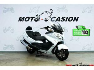 SUZUKI - BURGMAN 650 EXECUTIVE