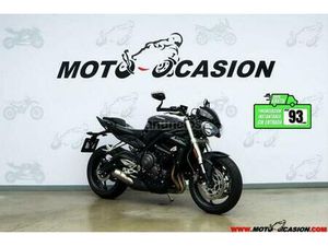 TRIUMPH - STREET TRIPLE