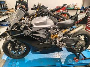 DUCATI PANIGALE V2 R